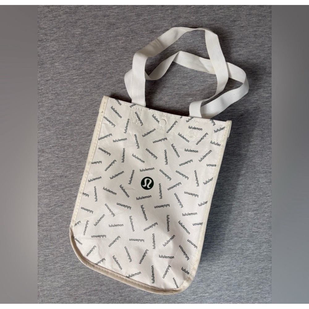 LULULEMON Green & White Reusable Small Tote